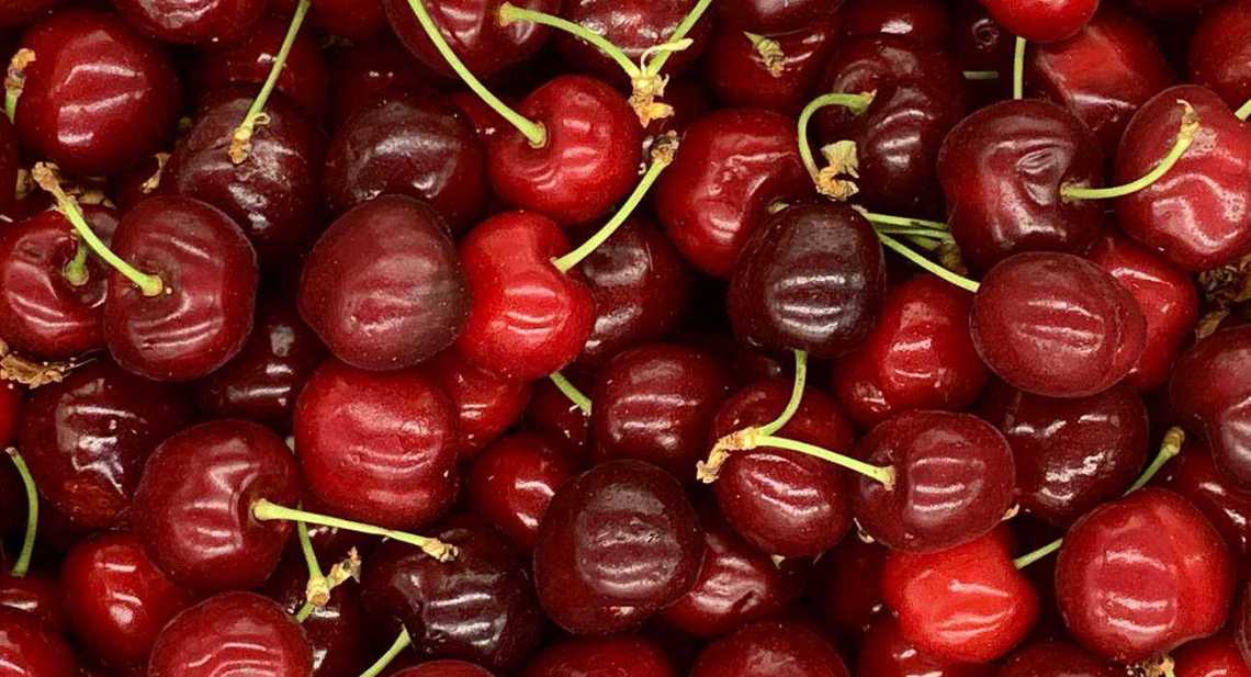 Cerises Summit