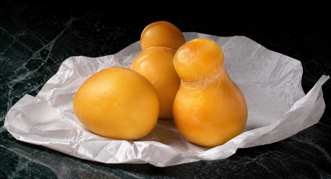 Scarmozza fumée des pouilles